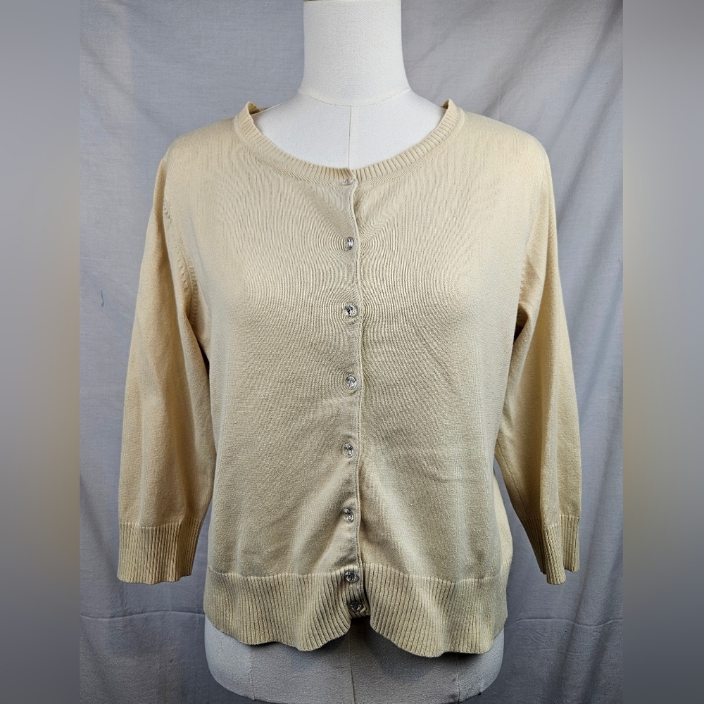 First Issue Liz Claiborne Cream Cardigan With Jewel Buttons Sz M‎ Classic Preppy
